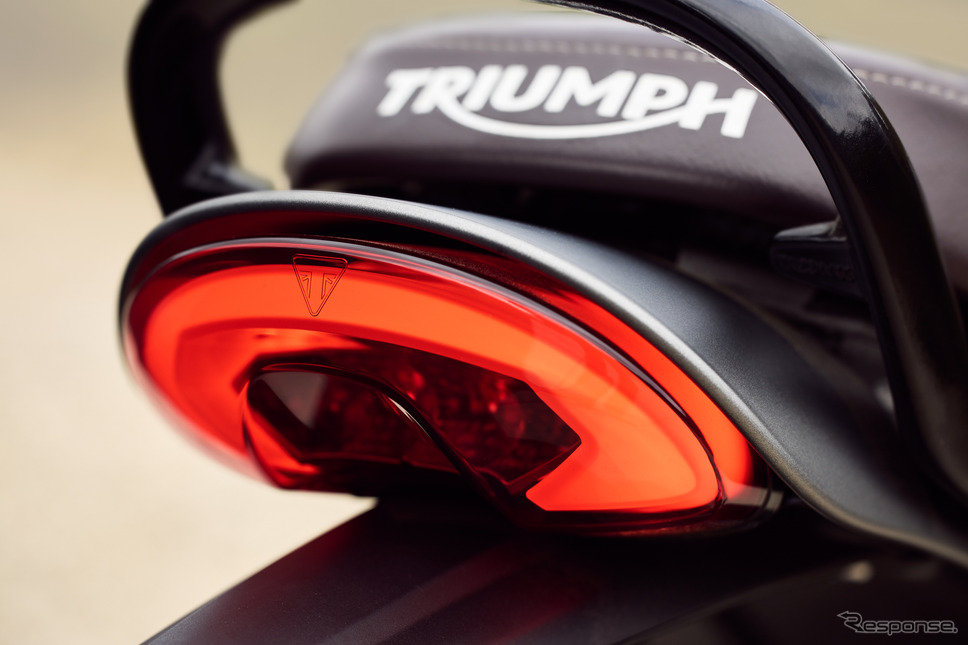 トライアンフ・スクランブラー400X《写真提供 トライアンフモーターサイクルズジャパン》