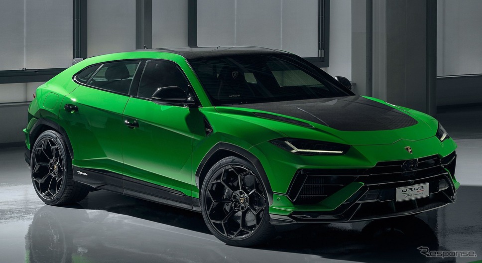 ランボルギーニ・ウルス・ペルフォルマンテ《photo by Lamborghini》