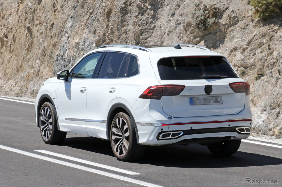 VW ティグアン PHEV 次期型プロトタイプ(スクープ写真)《APOLLO NEWS SERVICE》