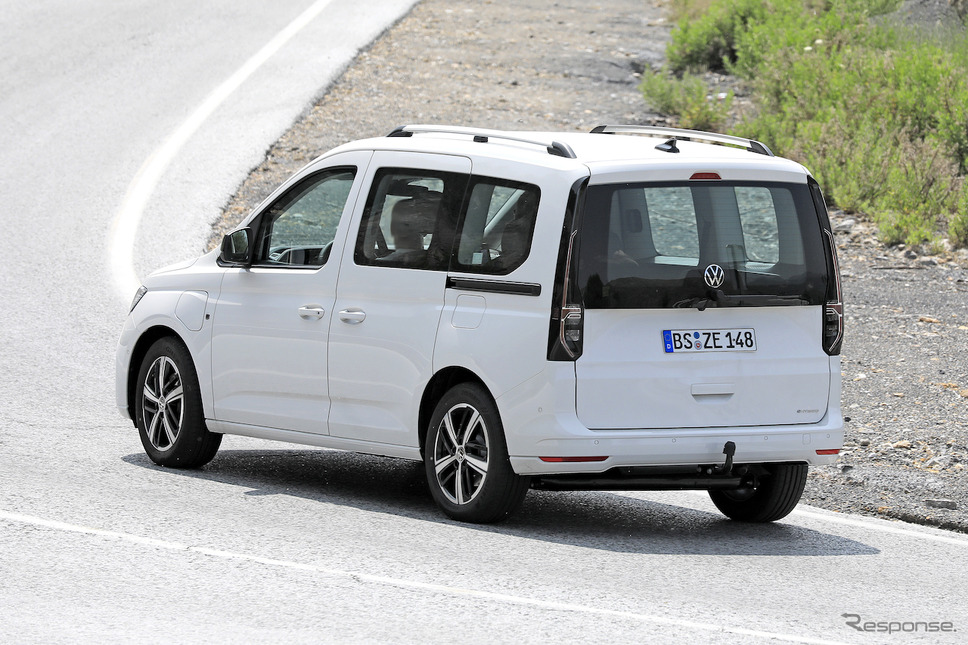 VW キャディ eHybrid プロトタイプ(スクープ写真)《APOLLO NEWS SERVICE》