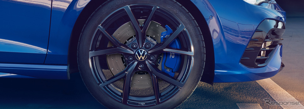 VW ゴルフR 20イヤーズ ブルーブレーキキャリパー/19インチアルミホイール《写真提供 フォルクスワーゲンジャパン》