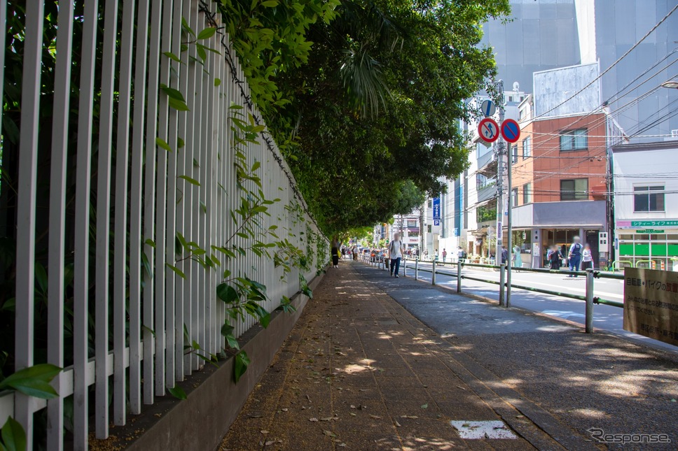日陰(イメージ)《写真提供 写真AC》