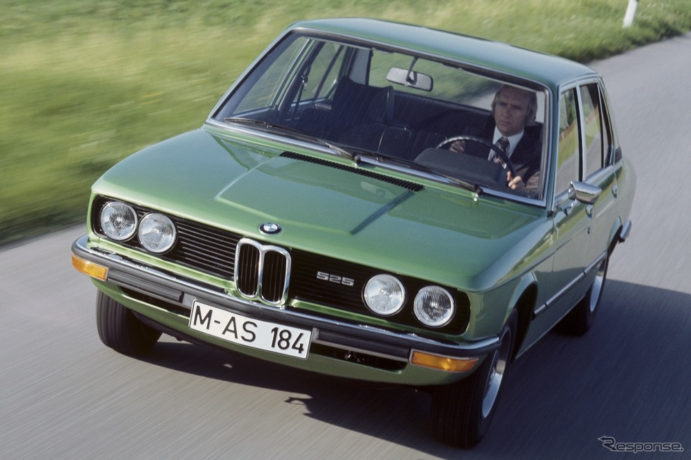 BMW 5シリーズ初代（E12：1972〜81年）《photo by BMW》