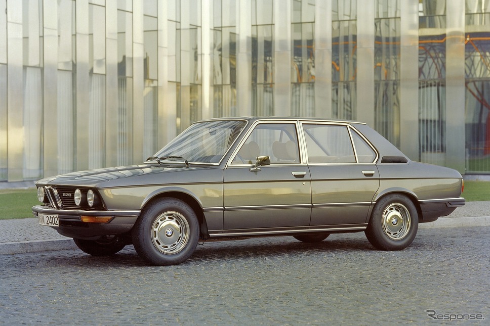 BMW 5シリーズ初代（E12：1972〜81年）《photo by BMW》