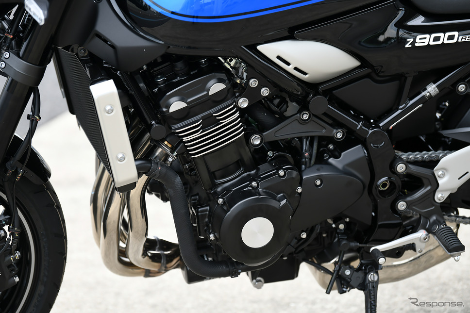 カワサキ Z900RS 新色の「ブルー×ブラック」《写真撮影 中野英幸》