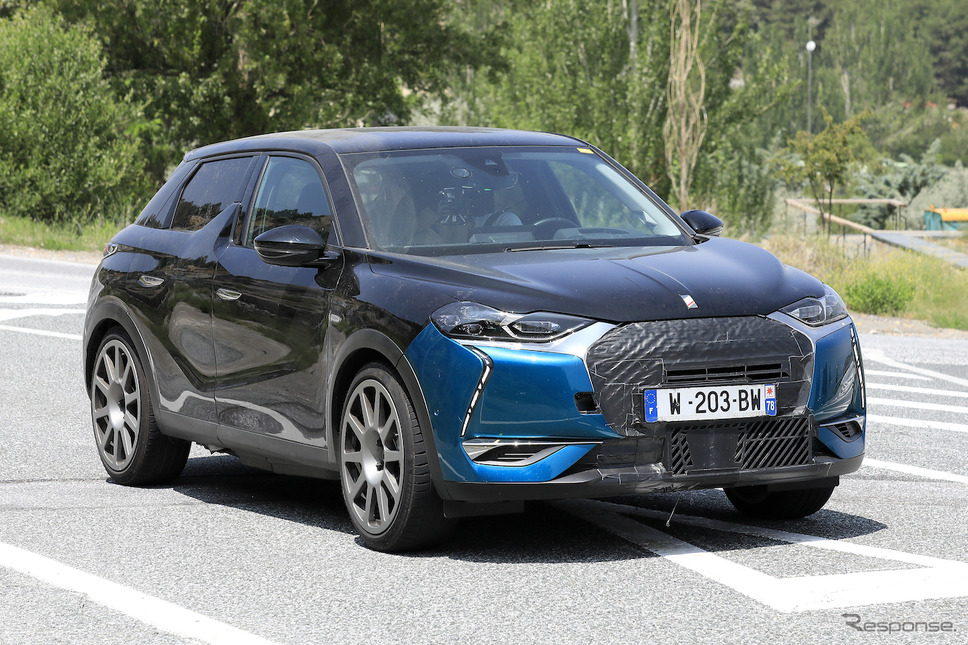 DS 3 E-TENSE スポーツ(仮)プロトタイプ(スクープ写真)《APOLLO NEWS SERVICE》