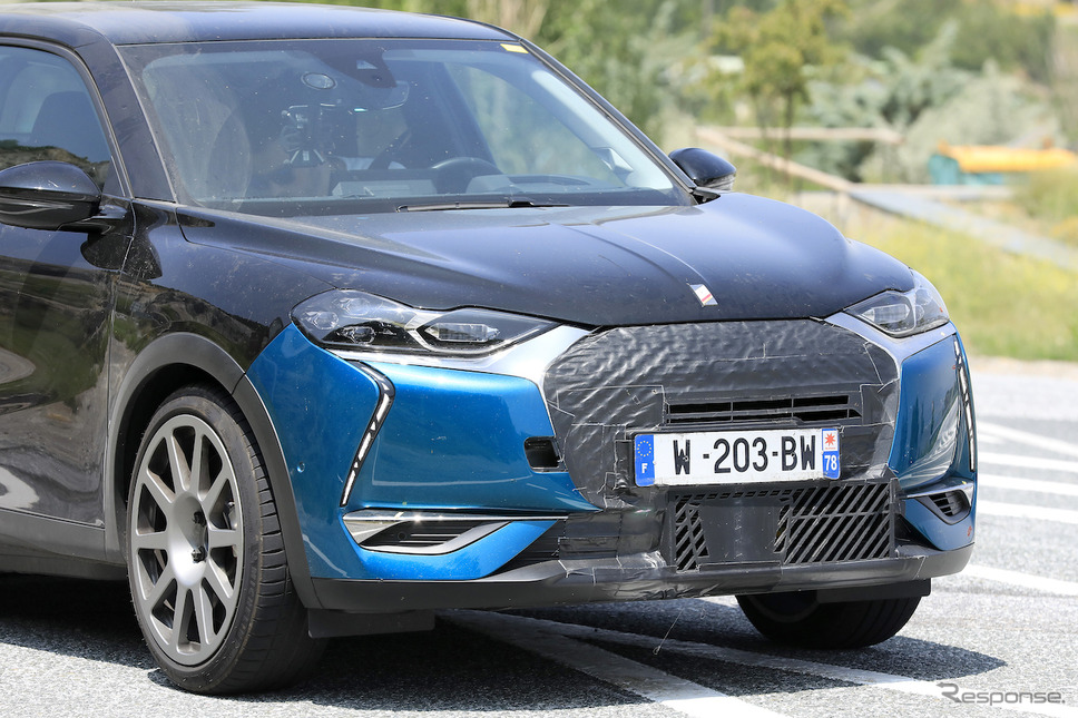 DS 3 E-TENSE スポーツ(仮)プロトタイプ(スクープ写真)《APOLLO NEWS SERVICE》