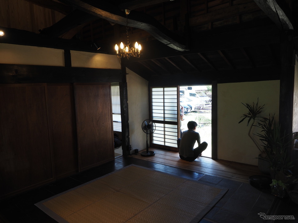 古民家カフェ「月晴れる」《写真撮影 家本浩太》