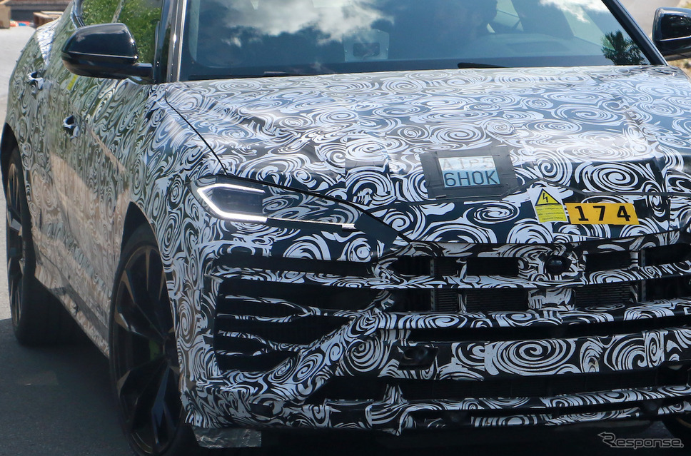 ランボルギーニ ウルスPHEV プロトタイプ(スクープ写真)《APOLLO NEWS SERVICE》