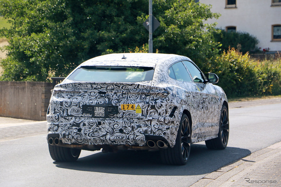ランボルギーニ ウルスPHEV プロトタイプ(スクープ写真)《APOLLO NEWS SERVICE》