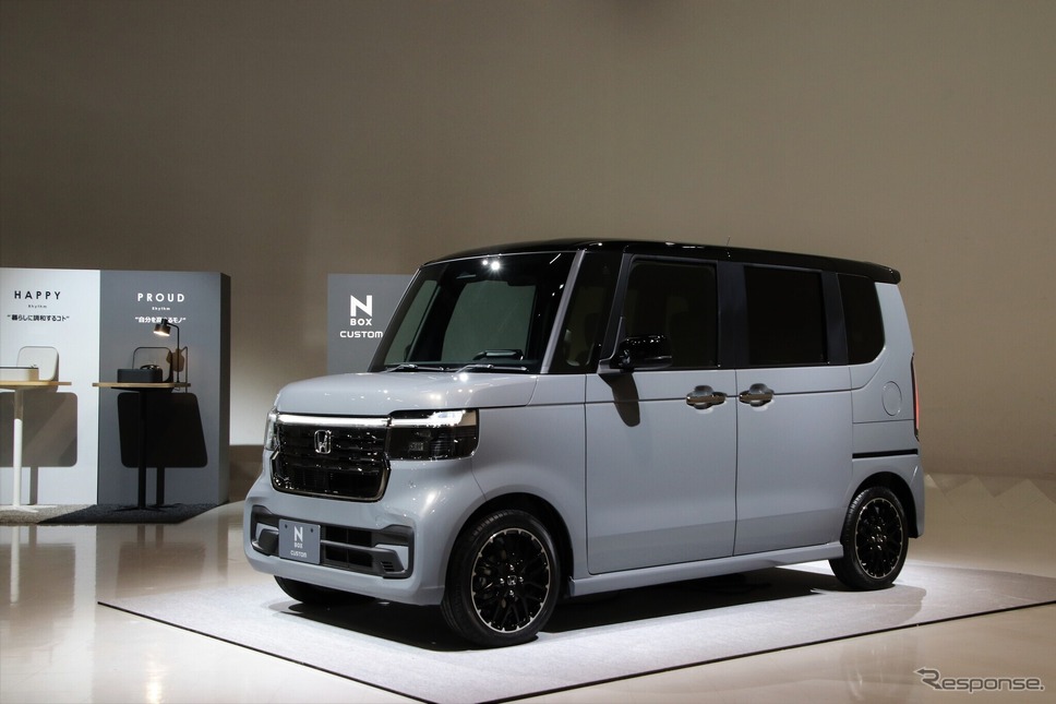 ホンダ N-BOXカスタム(スレートグレー・パール)《写真撮影 内田俊一》