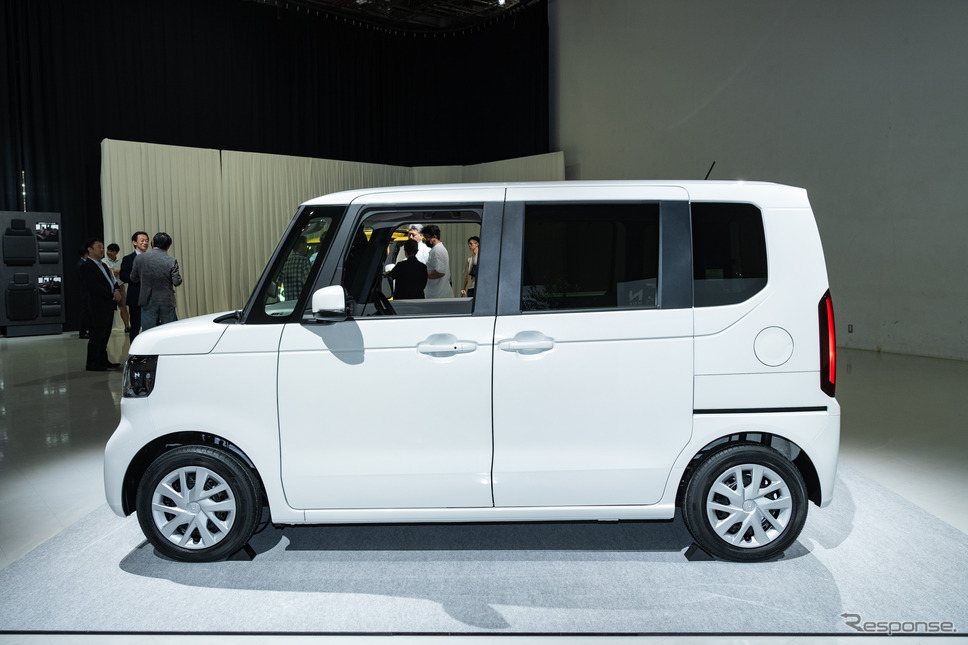 ホンダ N-BOX 新型(標準タイプ)《写真撮影 トヨサキジュン》