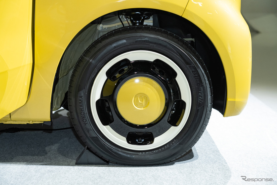 ホンダ N-BOX 新型(標準タイプ)《写真撮影 トヨサキジュン》