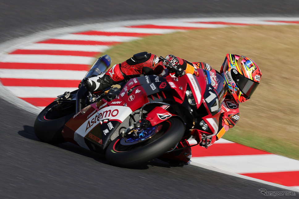 予選暫定4番手の#17 Astemo HondaDream SI Racing(水野涼/渡辺一馬/作本輝介)《撮影 竹内英士》