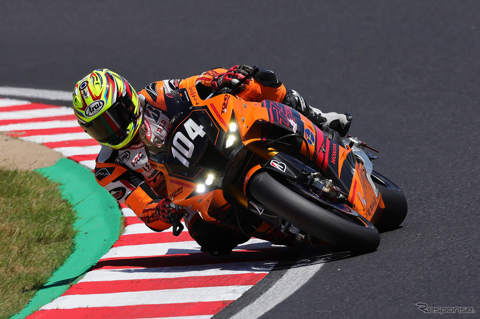 予選暫定7番手の#104 TOHO Racing(清成龍一/國峰啄磨/榎戸育寛)《撮影 竹内英士》