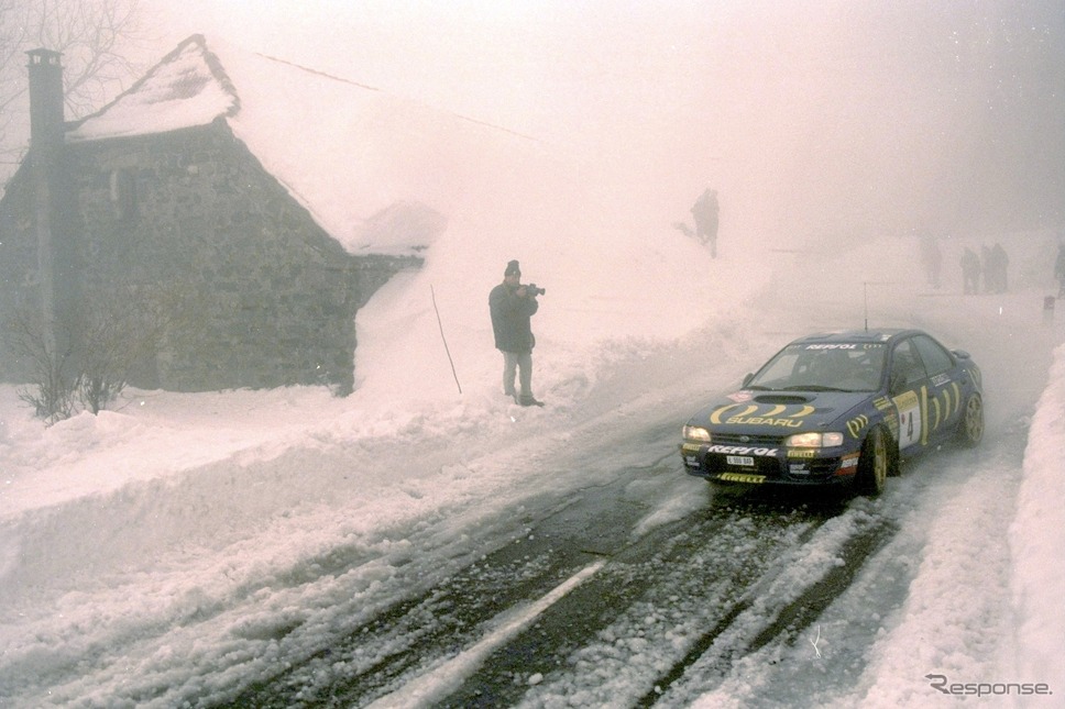 1995年WRC第1戦モンテカルロ、コリン・マクレー車《Photo by Pascal Rondeau/Allsport/Getty Images Sport/ゲッティイメージズ》