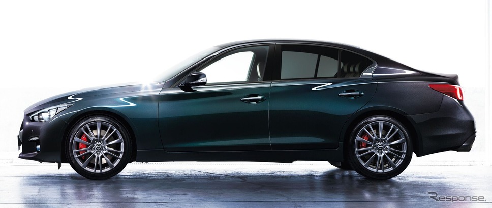 日産 スカイライン 現行型(参考)《photo by Nissan》