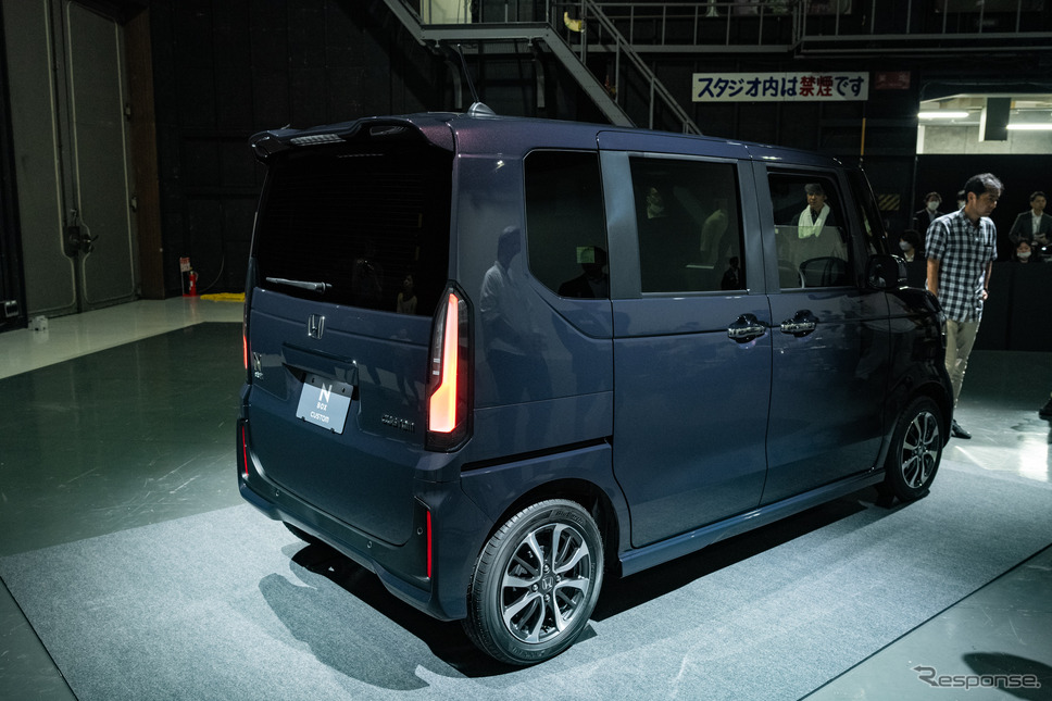 ホンダ N-BOX カスタム《写真撮影 トヨサキジュン》