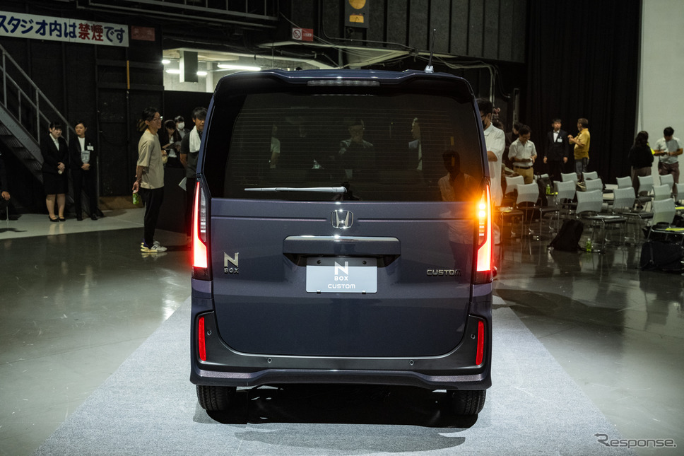 ホンダ N-BOX カスタム《写真撮影 トヨサキジュン》