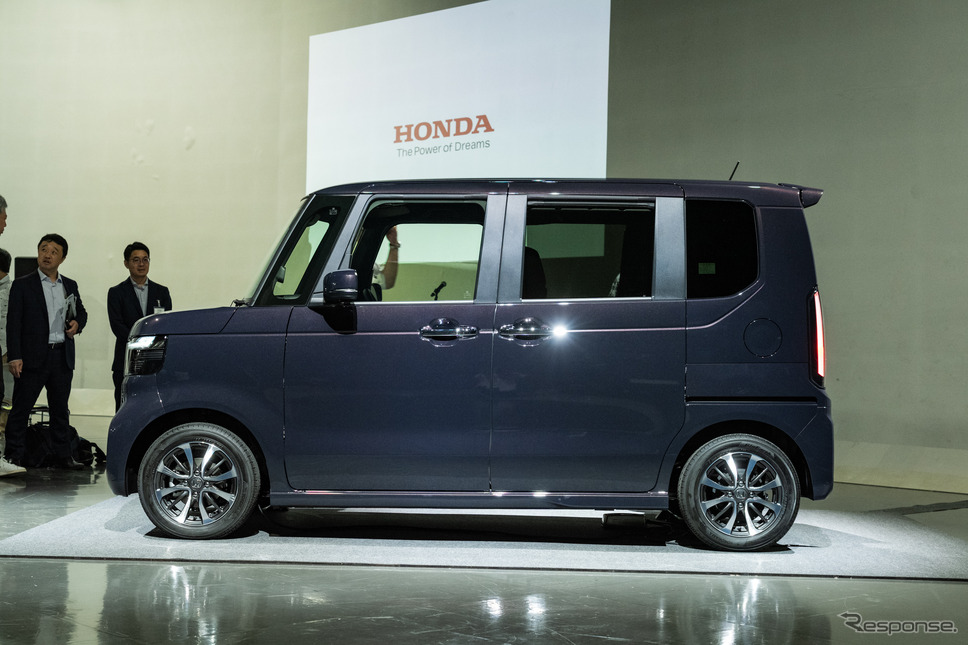 ホンダ N-BOX カスタム《写真撮影 トヨサキジュン》