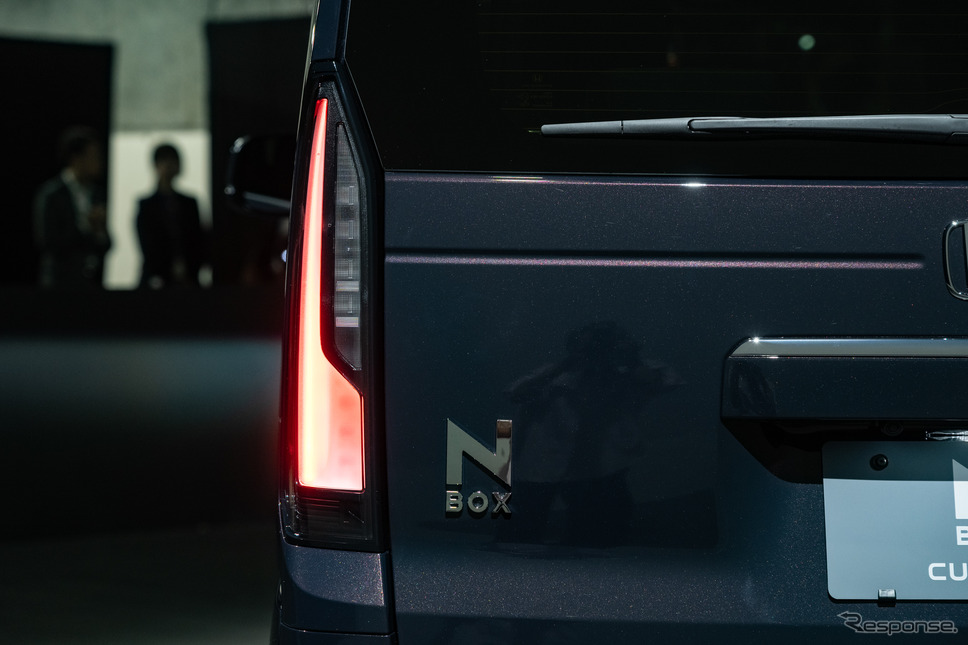 ホンダ N-BOX カスタム《写真撮影 トヨサキジュン》