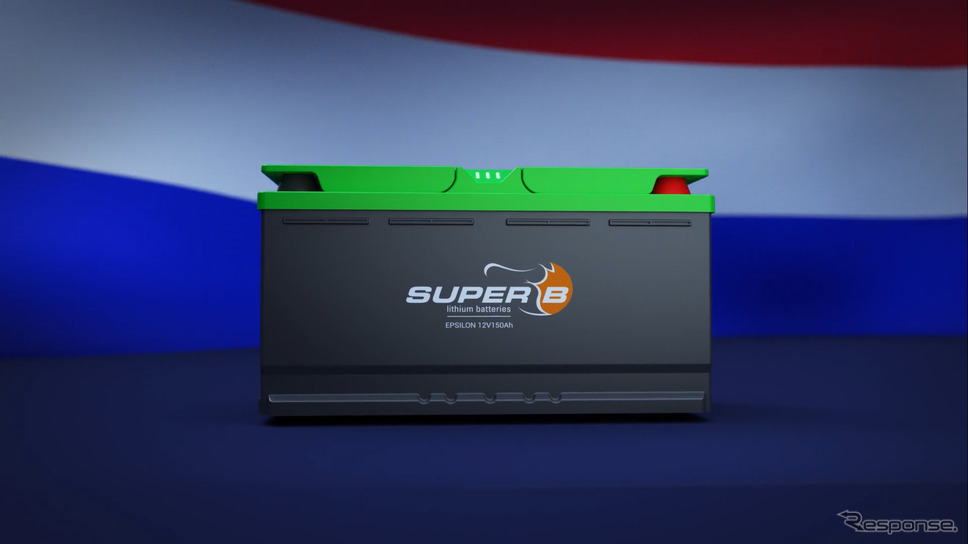 リチウムイオンバッテリー「Super B」《写真提供：トイファクトリー》