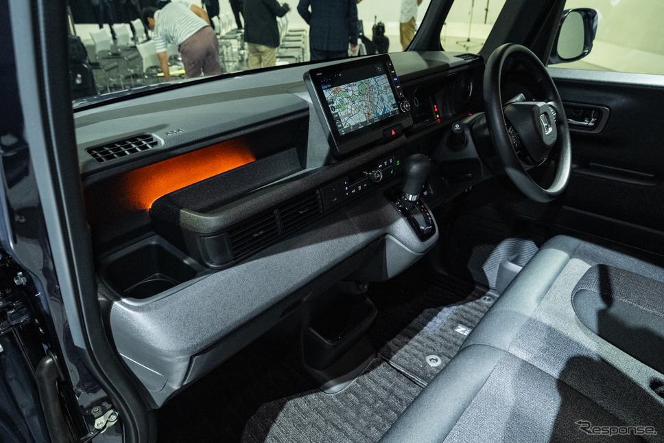ホンダ N-BOXカスタム 新型《写真撮影 トヨサキジュン》