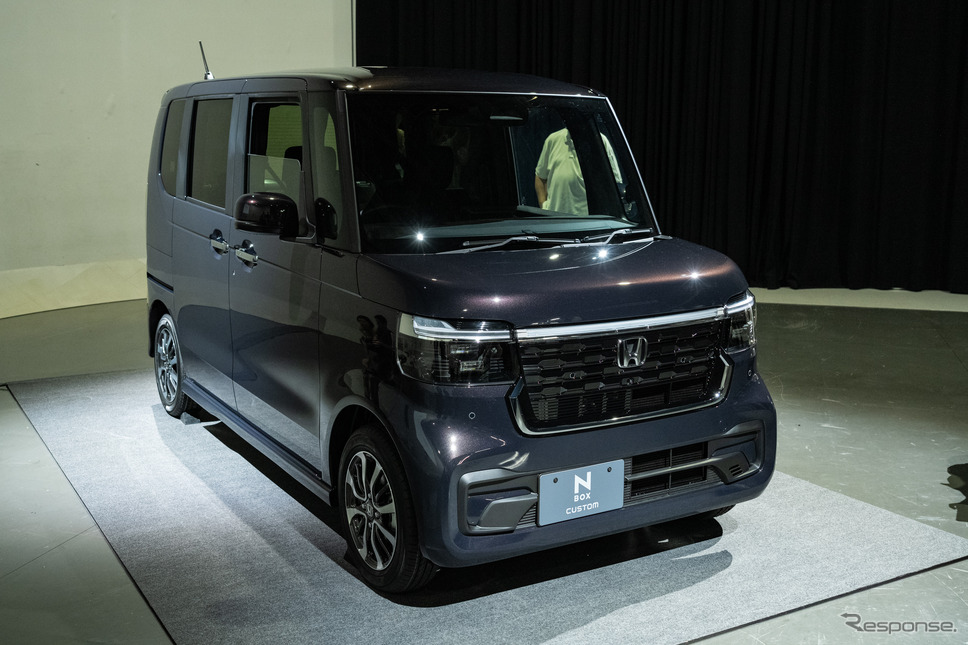 ホンダ N-BOXカスタム 新型《写真撮影 トヨサキジュン》