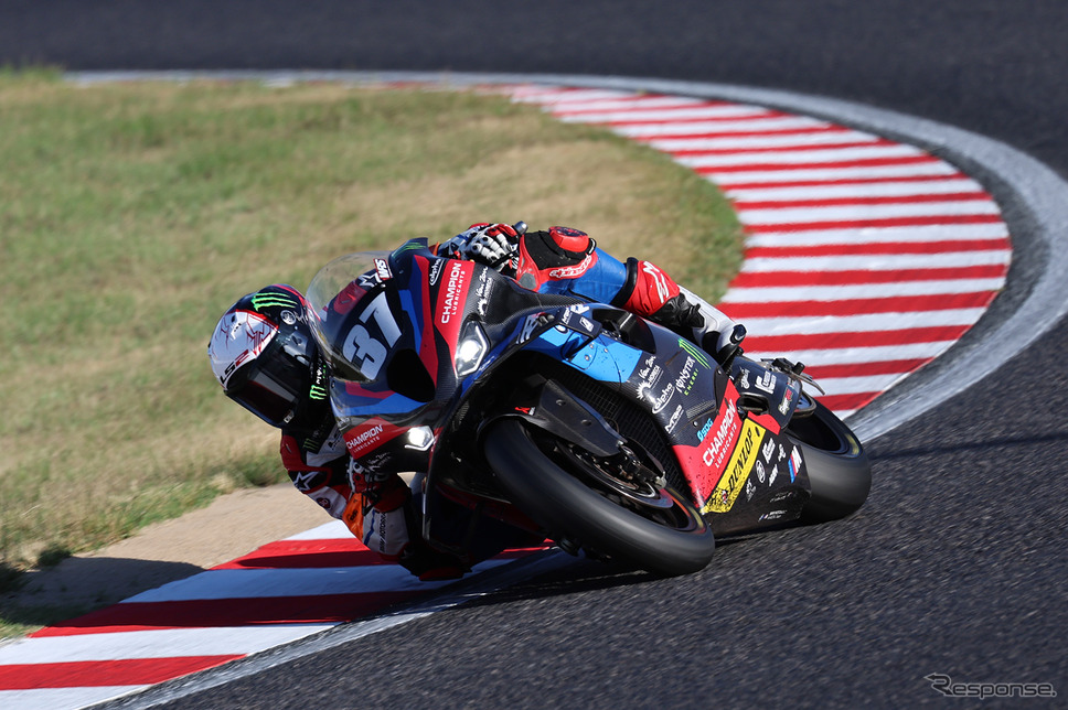 7位の#37 BMW MOTORRAD WORLD ENDURANCE TEAM(マルクス・レイテルベルガー/イリア・ミカルキク/ジェレミー・グラハニ)《撮影 竹内英士》