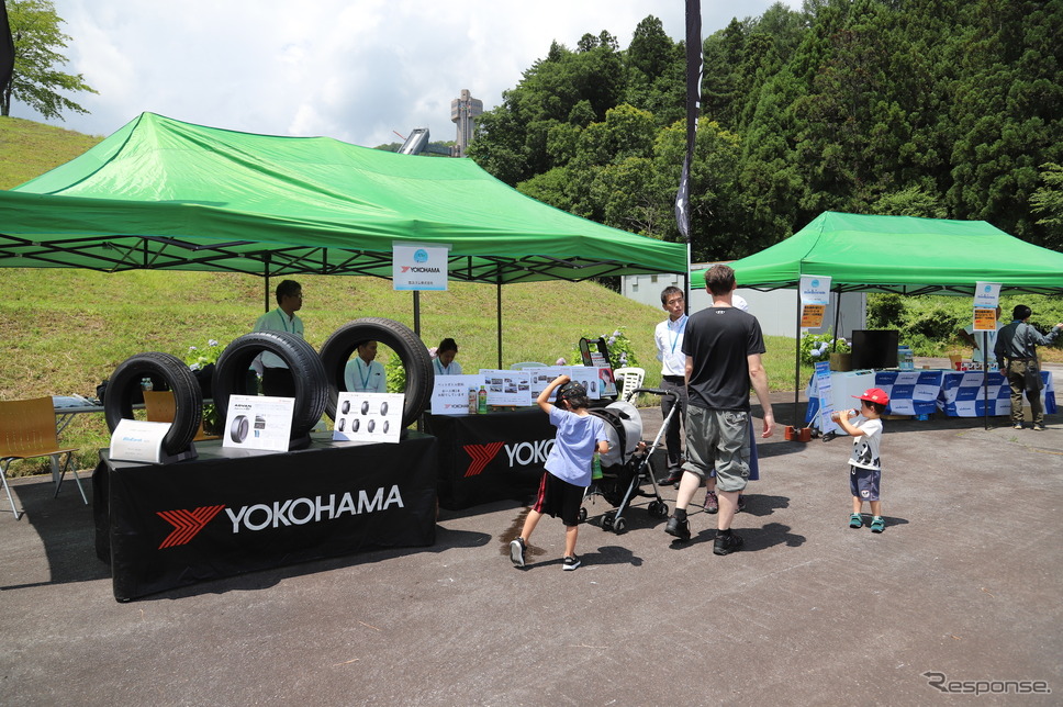 横浜ゴムは新開発のEV用タイヤを初公開《写真撮影 日本EVクラブ》