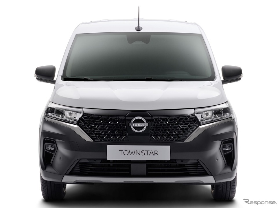 日産 タウンスター EV バン L2《photo by Nissan》