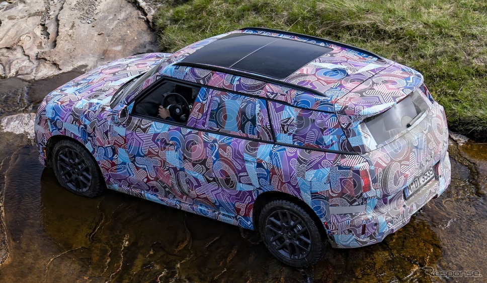 MINI カントリーマン(クロスオーバー)次期型のプロトタイプ《photo by MINI》