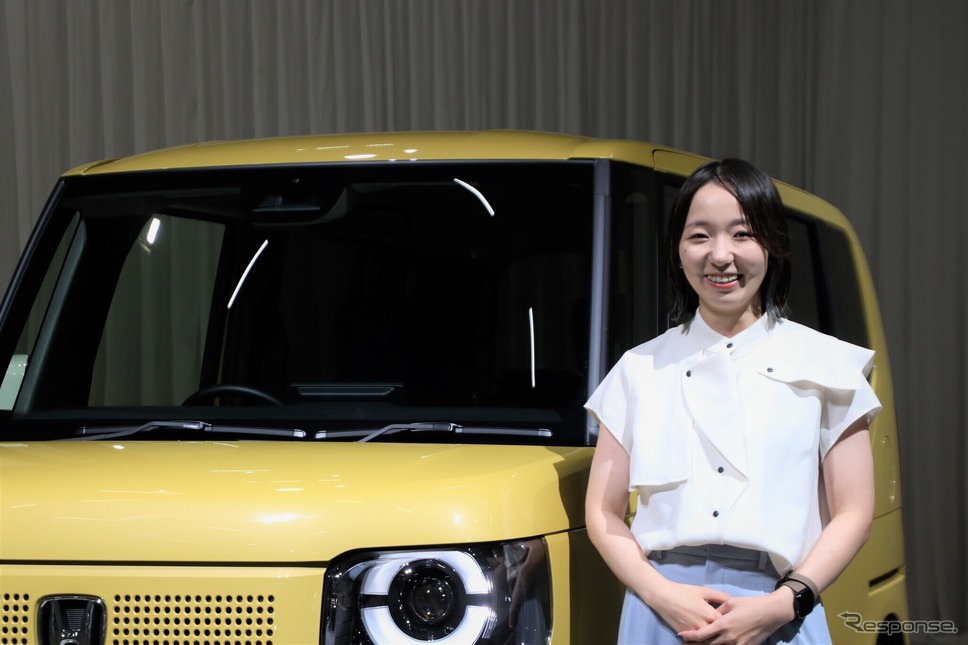 本田技術研究所デザインセンターパッケージデザインPLの飯泉麻衣さん《写真撮影 内田俊一》