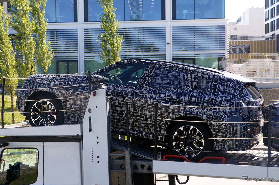 BMW X3 次期型プロトタイプ（スクープ写真）《APOLLO NEWS SERVICE》