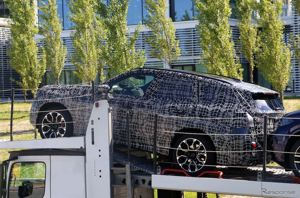 BMW X3 次期型プロトタイプ（スクープ写真）《APOLLO NEWS SERVICE》