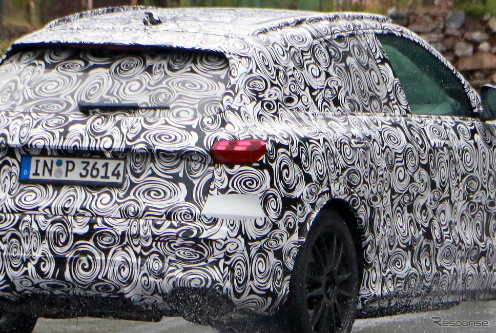 アウディ SQ5 次期型プロトタイプ(スクープ写真)《APOLLO NEWS SERVICE》