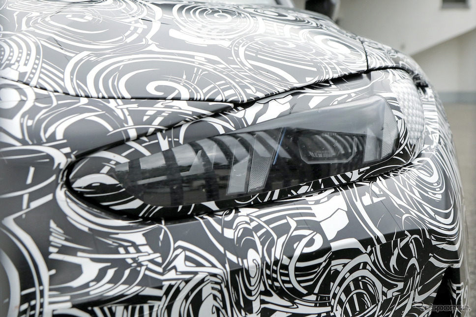BMW M3ツーリング 改良新型プロトタイプのヘッドライト(スクープ写真)《APOLLO NEWS SERVICE》