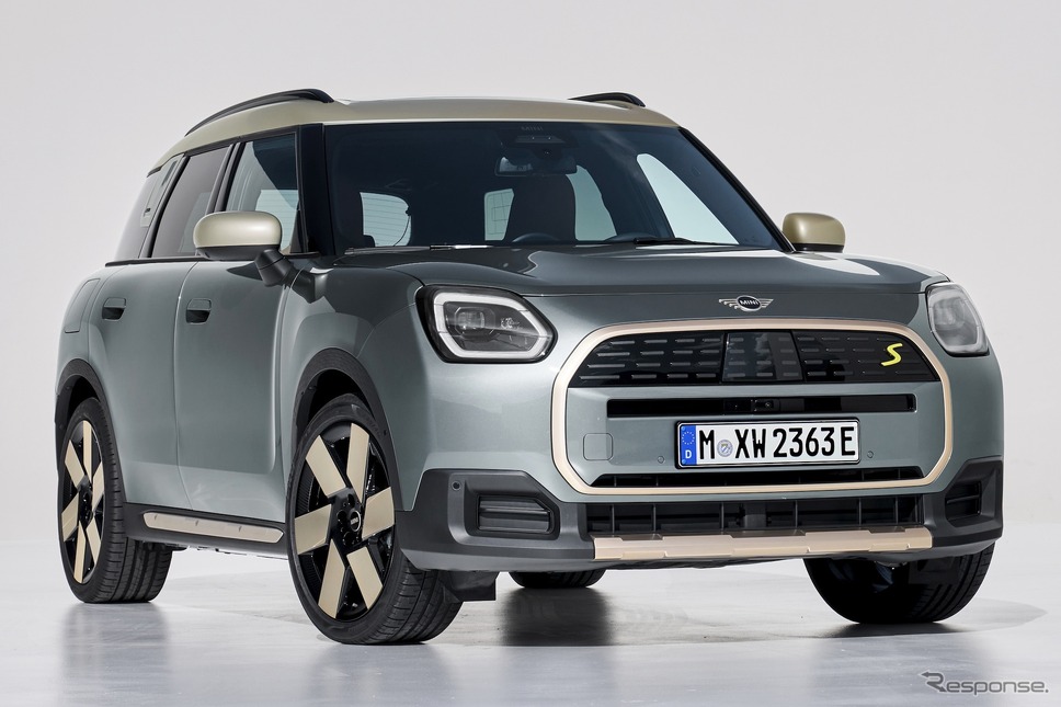 MINI カントリーマン 新型《photo by MINI》
