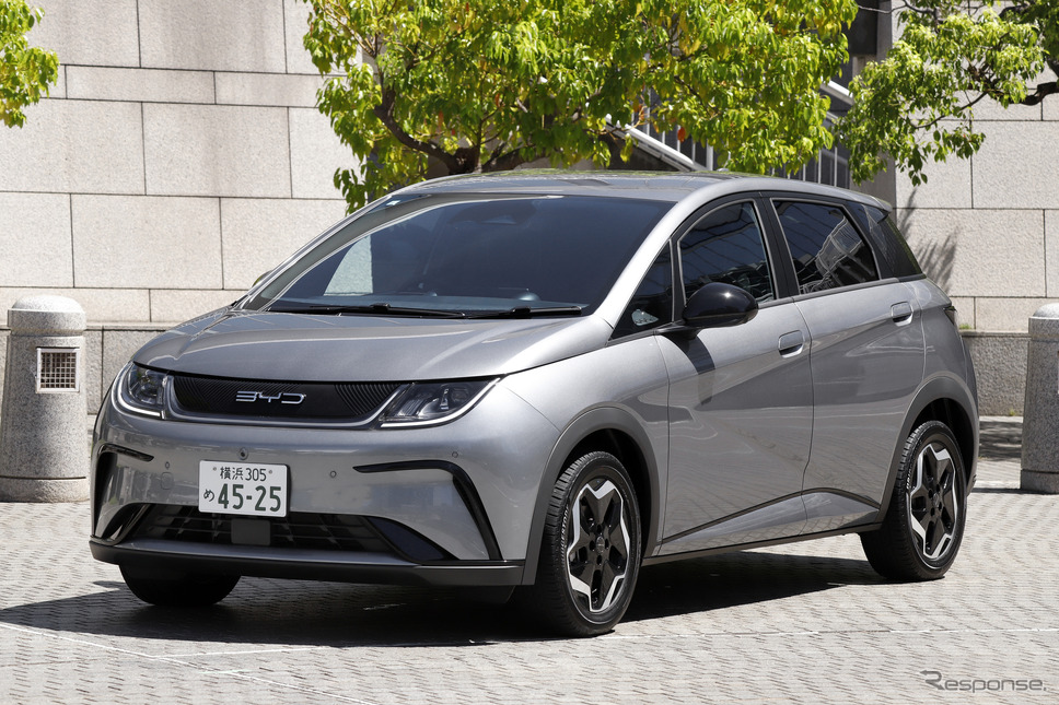 BYD ドルフィン(アーバングレー)《写真撮影 小林岳夫》