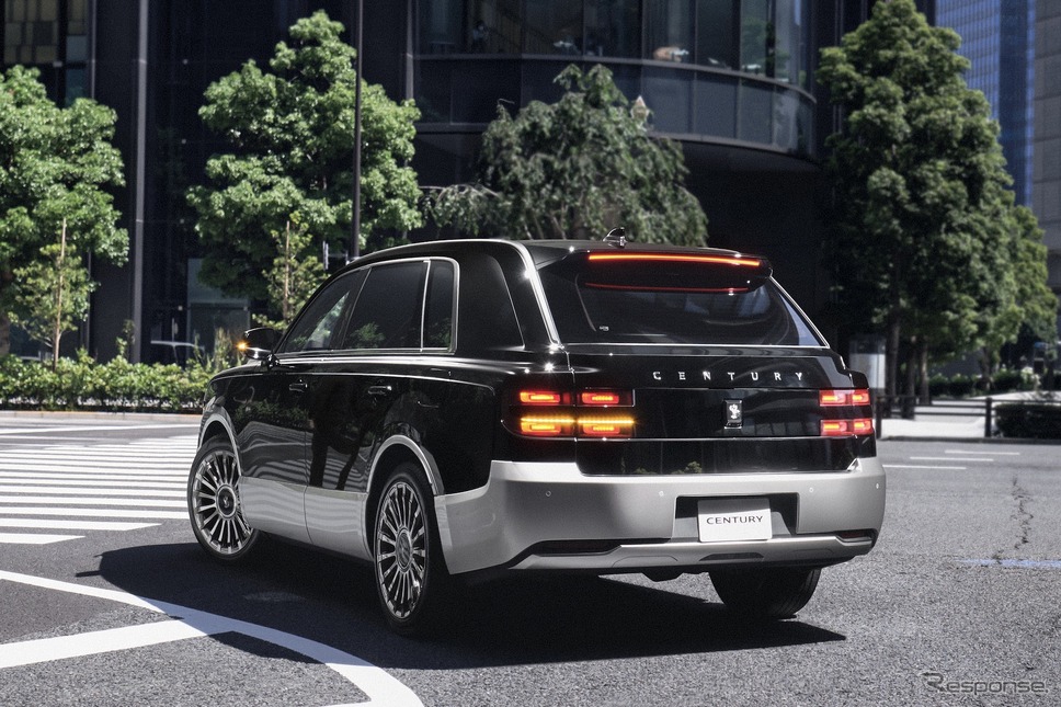 トヨタ・センチュリー新タイプ《写真提供 トヨタ自動車》
