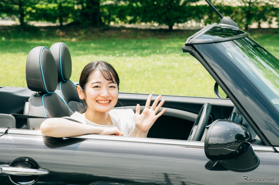 2択アンケート「クルマ買うなら、ローン?サブスク?」【クルマら部 車論調査】 (写真はイメージ)《写真AC》