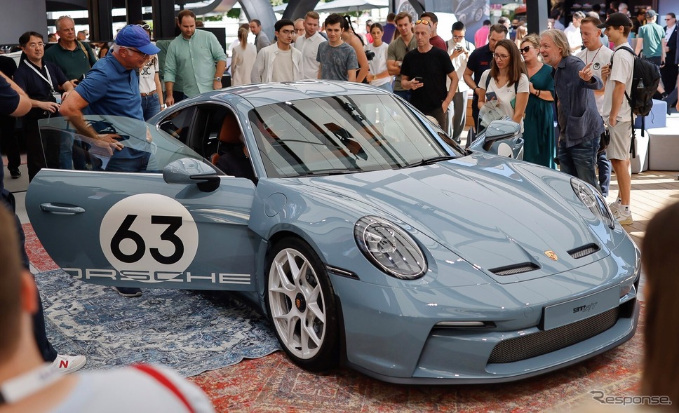 ポルシェ 911 S/T の「ヘリテージデザインパッケージ」装着車（IAAモビリティ2023）《photo by Porsche》