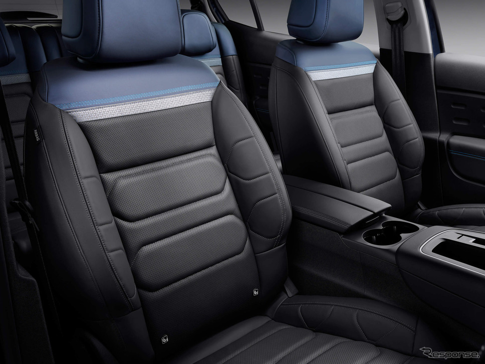 シトロエン C5エアクロスSUV エディション ノアール《写真提供:ステランティスジャパン》