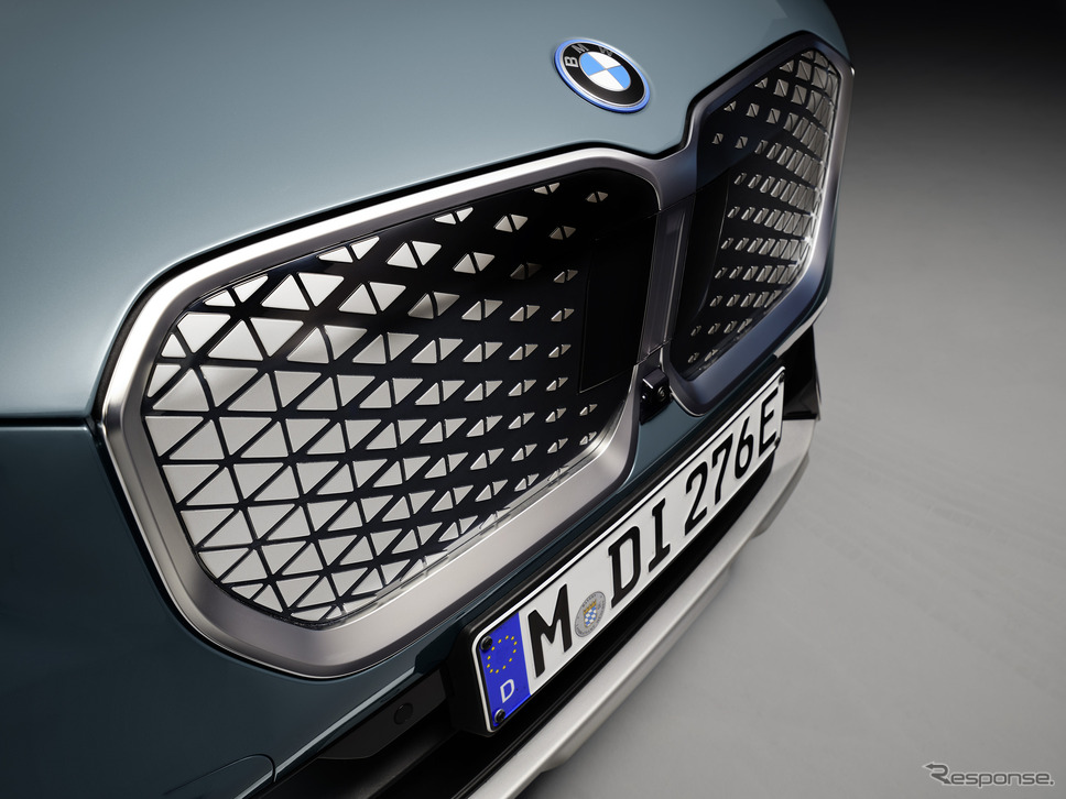 BMW iX1 の「eDrive20」《photo by BMW》