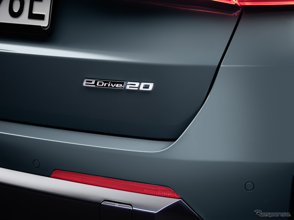 BMW iX1 の「eDrive20」《photo by BMW》