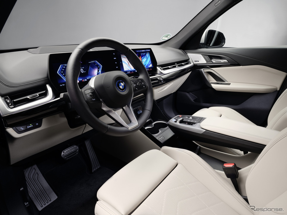 BMW iX1 の「eDrive20」《photo by BMW》