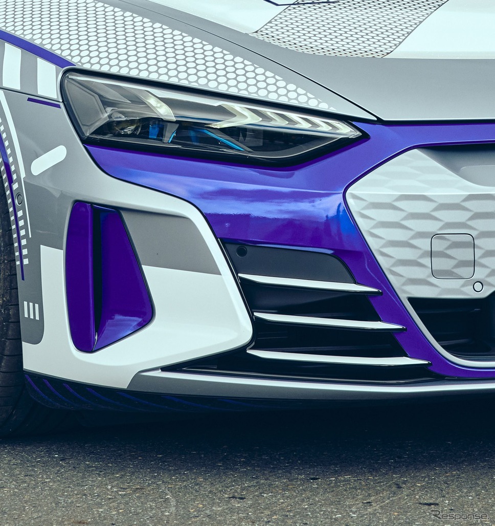 アウディ RS e-tron GT の「アイス・レース・エディション」《photo by Audi》