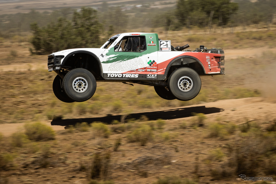 第4回 SCORE BAJA 400《写真提供 TOYO TIRE》