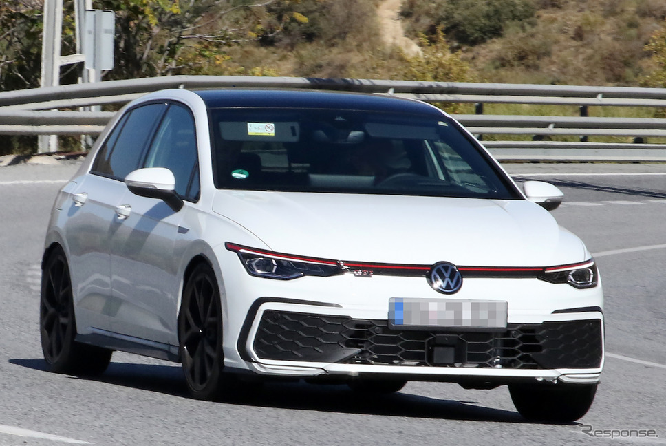 VW ゴルフ GTI 改良新型 プロトタイプ（スクープ写真）《APOLLO NEWS SERVICE》
