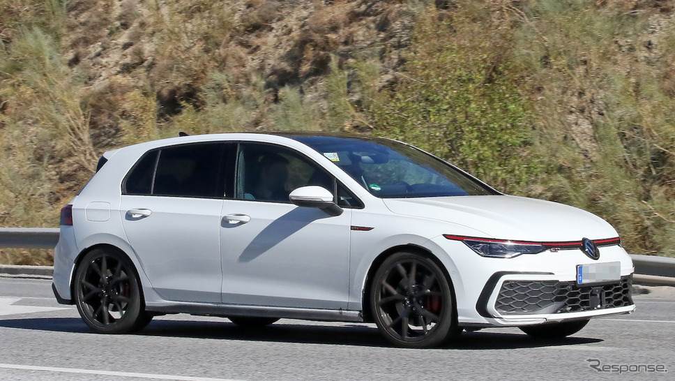 VW ゴルフ GTI 改良新型 プロトタイプ（スクープ写真）《APOLLO NEWS SERVICE》